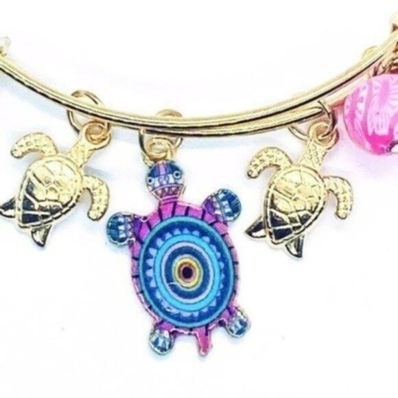 Beaded Sea Turtle Charm Colorful Bangle Bracelet - Picture 6 of 8